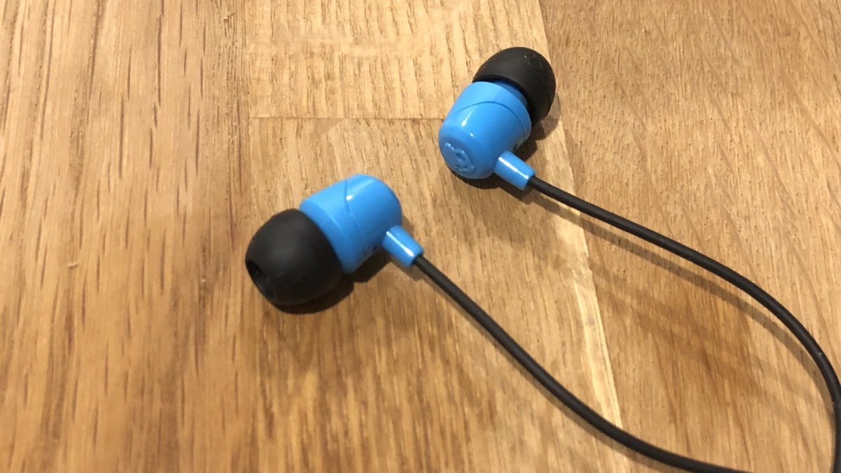 Examen du casque sans fil Skullcandy JIB: Écouteurs abordables offrant une qualité sonore exceptionnelle.