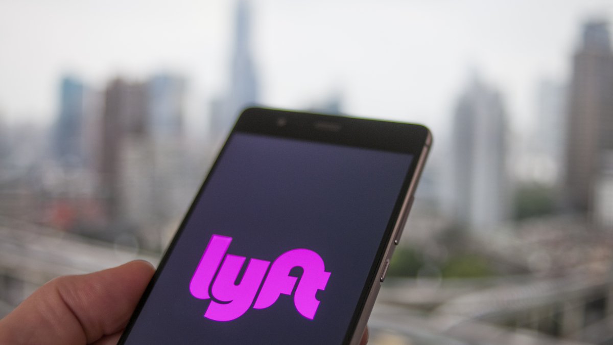 Lyft et Uber ont lancé des offres d’abonnements en même temps pour concurrencer.