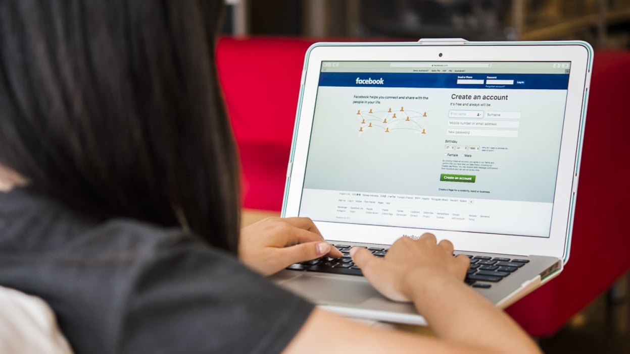 Facebook quietly sets up 